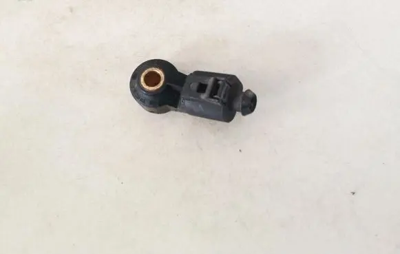 Skoda Fabia Mk2 (5J) Detonation knock sensor 0261231146