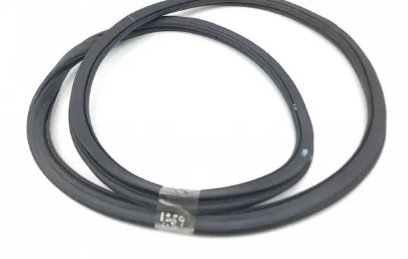 Audi A1 Rear door rubber seal (on body) 