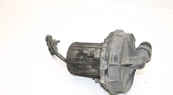 Audi A4 S4 B6 8E 8H Secondary air pump 079906581A