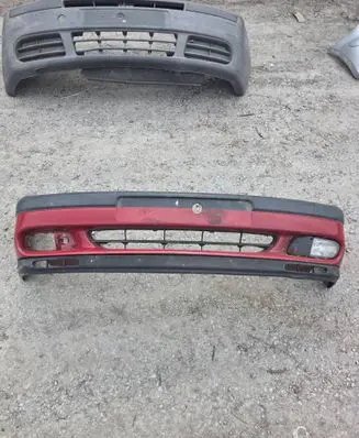 Renault Laguna I Front bumper 770081880