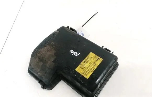 Volvo S80 Fuse box cover 8645259
