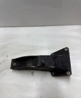 BMW 5 E39 Engine mounting bracket 1092973 2211