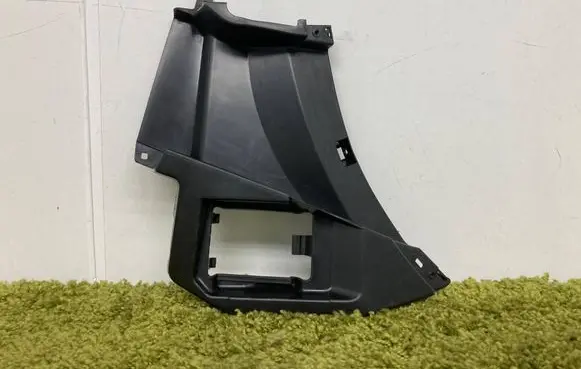Volkswagen Touareg III Front bumper mounting bracket 760807884