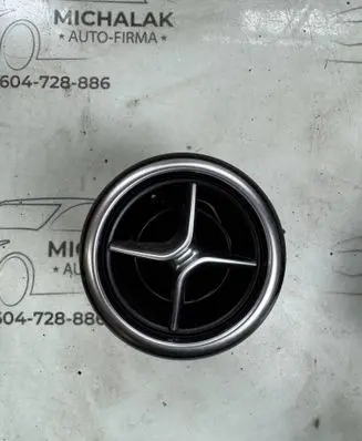 Mercedes-Benz B W246 W242 Dashboard side air vent grill/cover trim A2468300454 Y093083100D