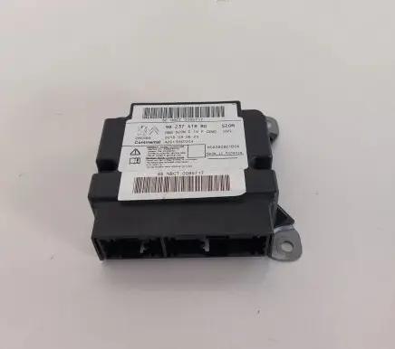 Peugeot 3008 II Airbag control unit/module 9823741880