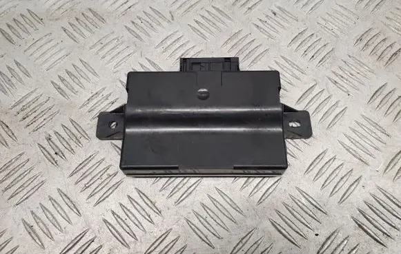 Audi A6 S6 C7 4G Gateway control module 4G8907468H