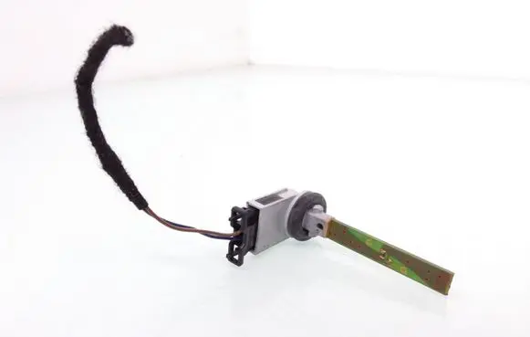 Volkswagen PASSAT B6 Interior temperature sensor 4B0820539