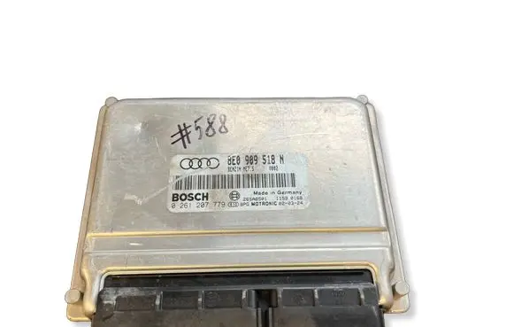 Audi A4 S4 B6 8E 8H Engine control unit/module 8E0909518N 0261207779