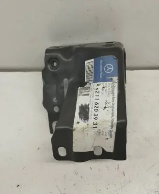 Mercedes-Benz E W211 Side radiator support slam panel A2116203931 12004768