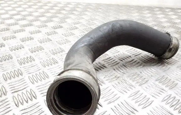 Volkswagen Multivan T5 Intercooler hose/pipe