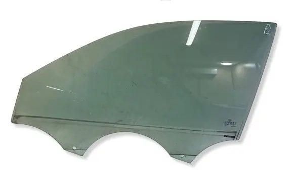 Audi Q3 F3 Front door window glass four-door 83F845201