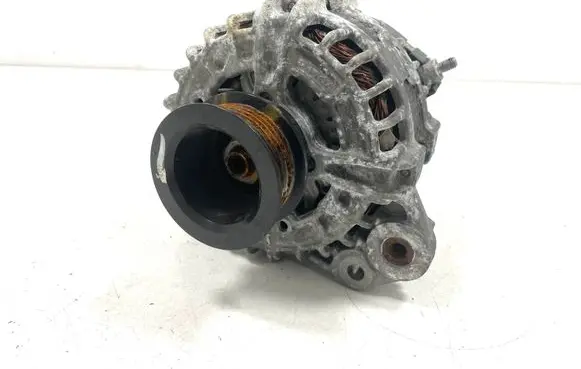 Volvo XC90 Generator/alternator 30659580 0125812009 C83HC