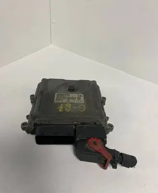 Volvo S60 Engine control unit/module 30729826A 1039S10667 0281012103