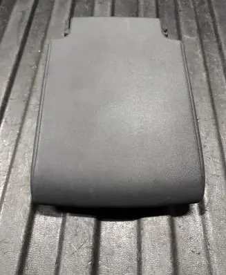Land Rover Discovery 5 Armrest HY32K14181
