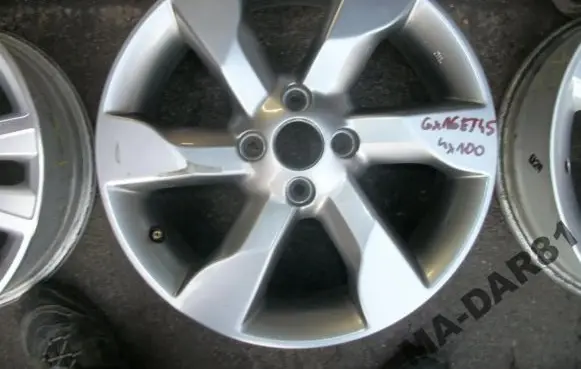 Nissan Micra R16 alloy rim 
