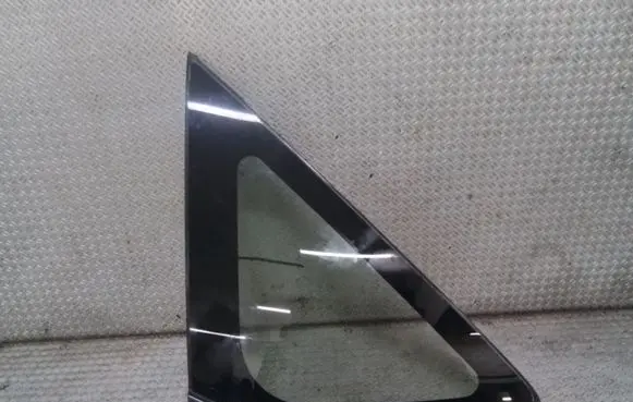 Toyota Prius (XW20) Rear side window