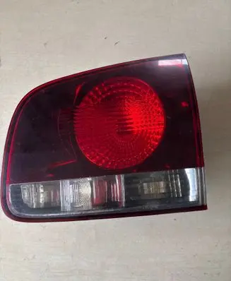 Volkswagen Touareg I Tailgate rear/tail lights 28268003
