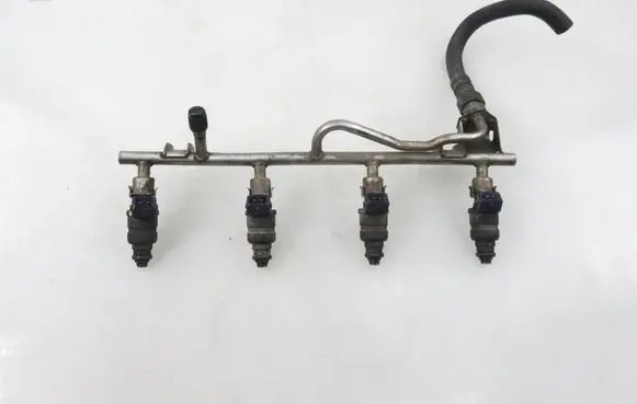 Opel Meriva A Fuel main line pipe 09158663 5WS0449