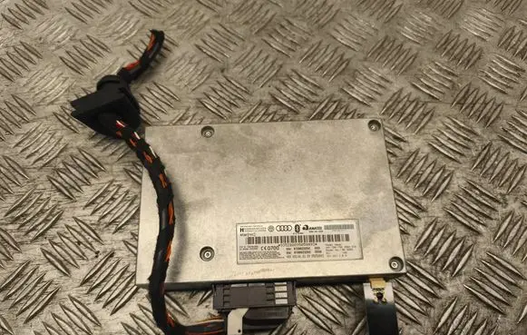 Audi A4 S4 B8 8K Bluetooth control unit module 8T0862335C