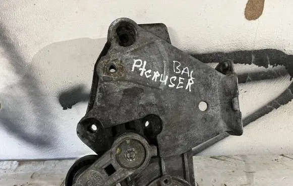 Chrysler PT Cruiser Generator/alternator belt tensioner 04668519AA
