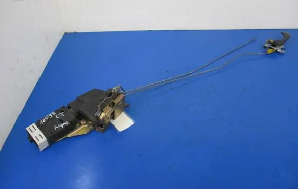 Mitsubishi Space Star Rear door lock