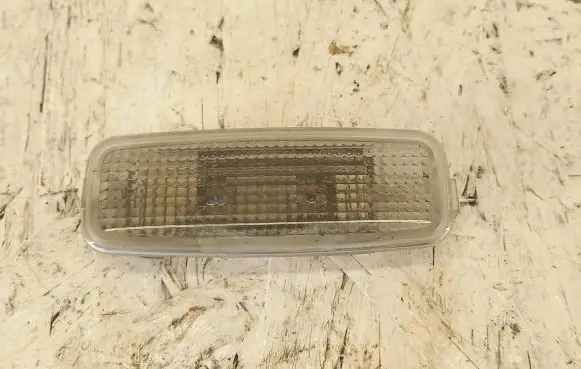 Audi A4 S4 B5 8D Rear seat light 8L0947105A
