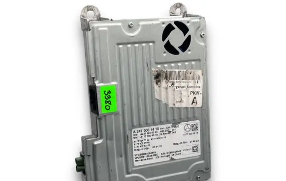 Mercedes-Benz B W247 Central body control module S3380 A2479001415