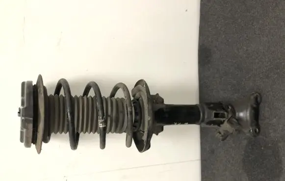 Mercedes-Benz C W204 Front shock absorber/damper A2043201273
