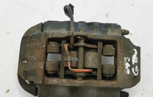 Porsche Cayenne (9PA) Rear brake caliper