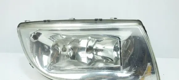 Iveco Daily 30.8 - 9 Headlight/headlamp 1305235383