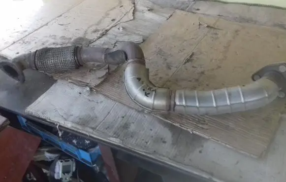 Opel Astra K Exhaust gas pipe 