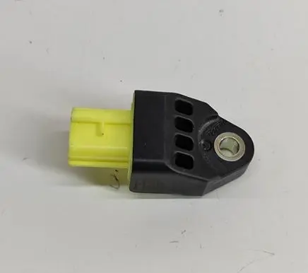 Toyota Auris E180 Airbag deployment crash/impact sensor 8983102160