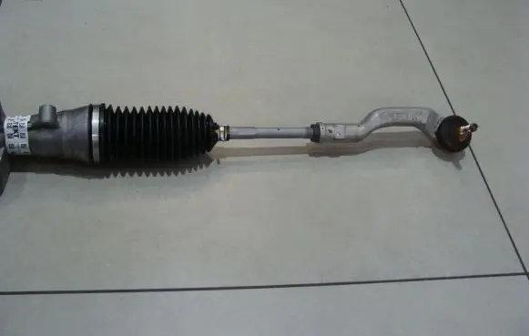 Renault Captur II Steering tie rod 490016739R