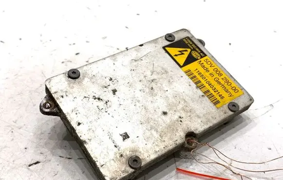 Opel Vectra C Voltage converter/converter module 5DV008290