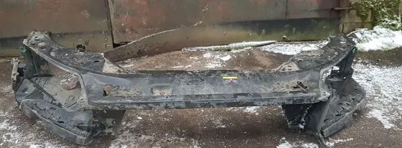 Volvo XC70 Radiator support slam panel