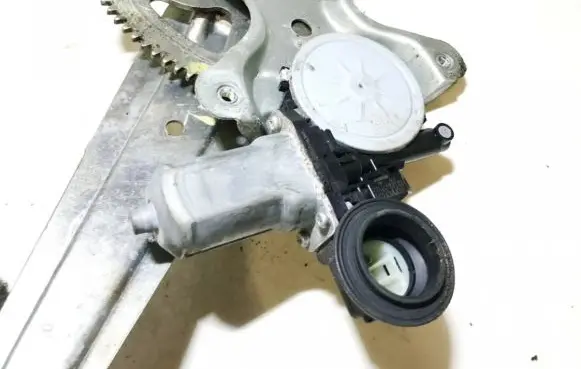 Lexus IS 220D-250-350 Rear door window regulator motor