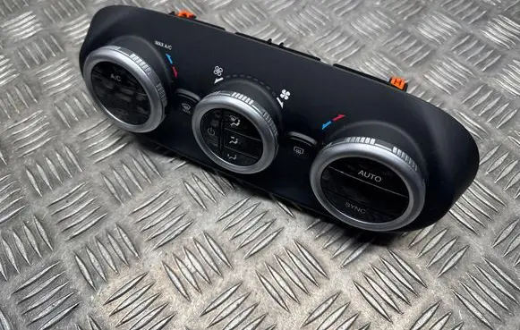 Fiat 500X Climate control unit 838790Z 07356568390