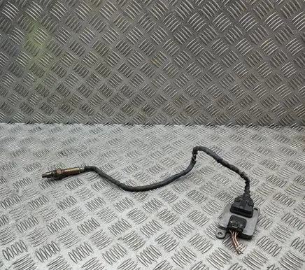 Mercedes-Benz C W205 Lambda probe sensor A0009050108 A2C13684300