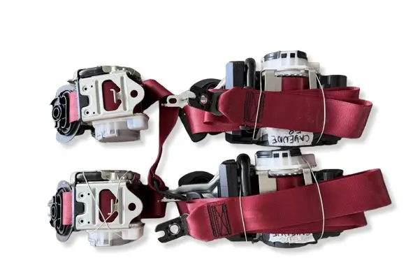 Porsche Cayenne (9Y0 9Y3) Set of seat belts 9Y0857705 9Y0857706