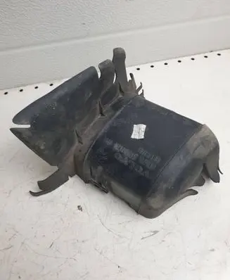 Volvo XC60 Intercooler air channel guide 31294171 M0N7A