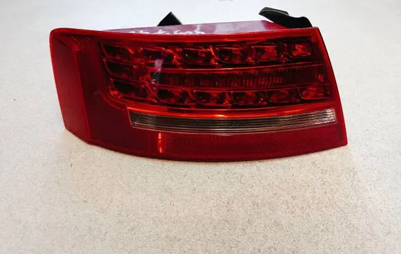 Audi A5 8T 8F Rear/tail lights 8T8945095D