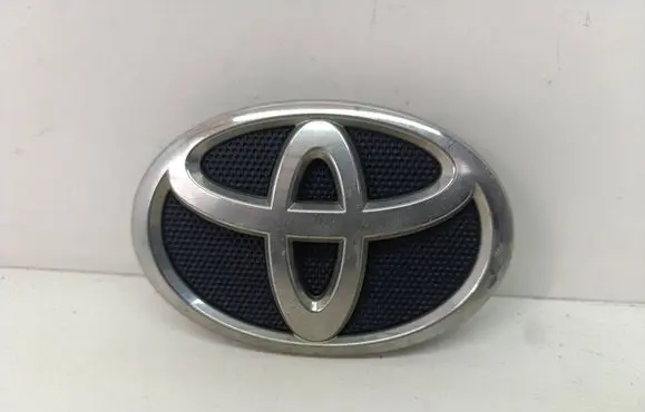 Toyota Corolla E140 E150 Manufacturer badge logo/emblem 7531202030101