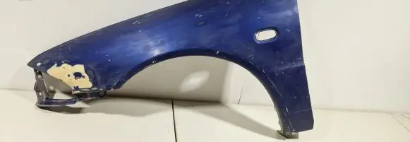 Mitsubishi Colt Fender