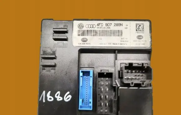 Audi A6 S6 C6 4F Central body control module 