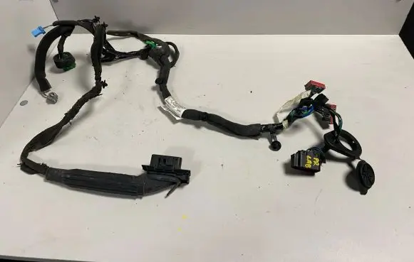 Volvo V70 Front door wiring loom 30773656 30773655
