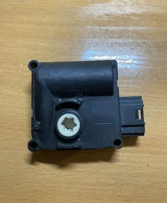 Audi A8 S8 D3 4E Heater fan/blower 0132801323 C3170