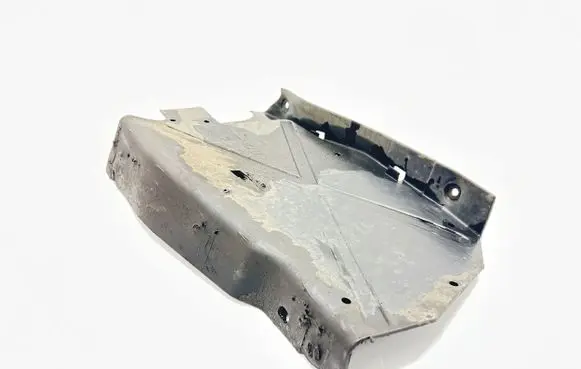 Renault Trafic II (X83) Engine splash shield/under tray 8200505045 93857408