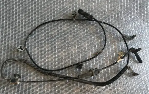 Opel Insignia A ABS rear brake sensor 23497012