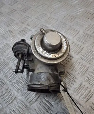 Skoda Octavia Mk2 (1Z) EGR valve 03G131501A