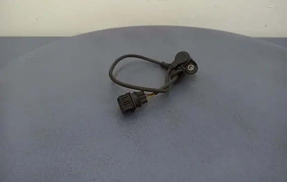 BMW 5 E39 Sensor 7539165